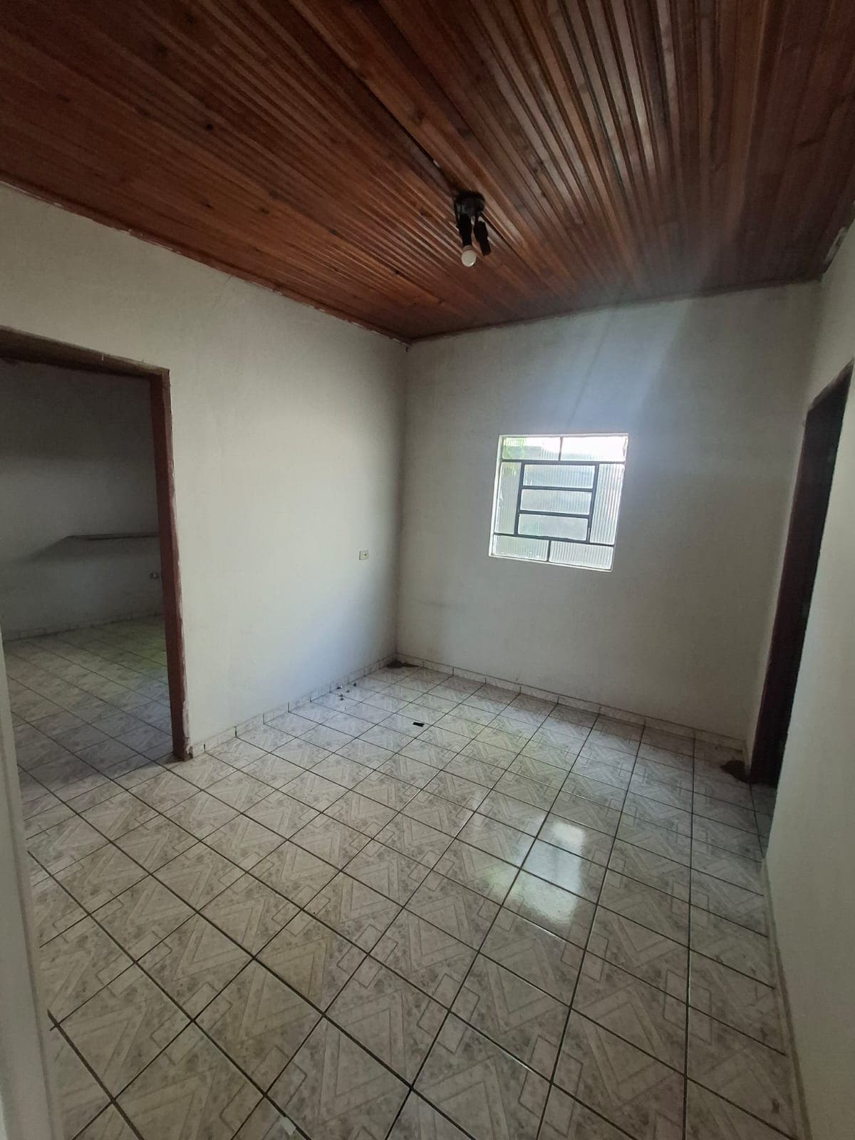 Casa em Presidente Roosevelt - Uberlândia — foto 1 de 6
